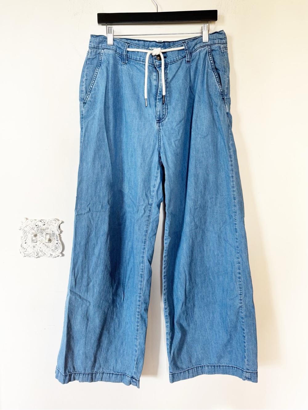 Old Navy High Rise Drapey Drawcord Wide Leg Jeans 12 Tall - Picture 3 of 6